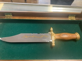 Franklin Mint Spain The John Wayne Commemorative Bowie Knife in Display Case PPS