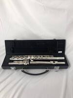 Yamaha 221 Flute Woodwind Musical Instrument with Hard Case SPB-TS 320427