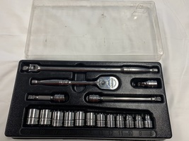 Snap on Ratchet & Socket Starter Set 3/8” Drive, 17 Piece in Tray - PPSKN