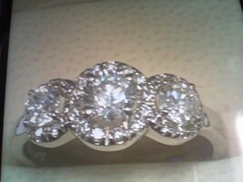 3 Stone Diamond Ring - WG - Sz 8 - 14K - PPSKN