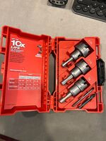 Milwaukee Hole Cutter 4 Pc Set 1 3/8'' 1 1/8'' 7/8'' Drill Bits SPB-SAL (333882)