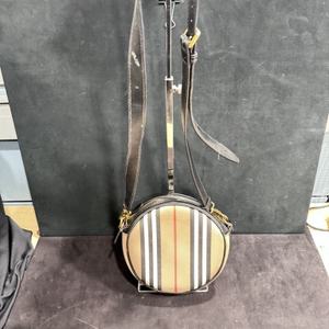 BURBERRY - LOUISE ICON Round E-Canvas Stripe Bag             LS(334416)