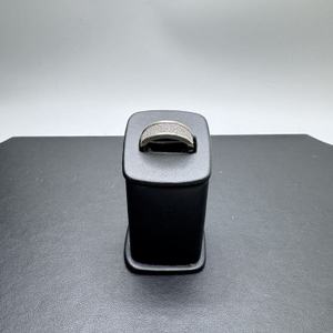 14K White Gold Mens Band with Stones Size 8                 LS(335527) 