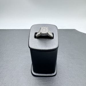 14K White Gold Wedding Ring Size 8           LS(336063) 