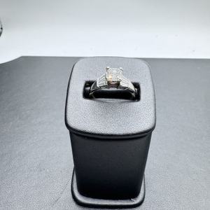 14K White Gold Engagement Ring with 1 Carat Princess Cut Center Stone Size 7     LS(337155) 