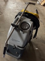 Advance ET610 100H 12.5 Gallon 100PSI Commercial Carpet Extractor - VWG 338405