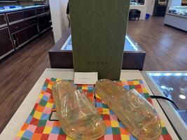 Gucci Mens Sandals RUBBER Slide Pursuit Transparent (US Size 10)      LS(340252)