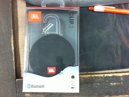JBL - Clip 3 Portable Bluetooth Speaker - Black