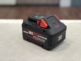 Milwaukee 48-11-1881 M18 REDLITHIUM FORGE XC8.0 Battery Pack        LS(342529)