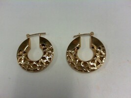 Lace Design Hoop Earrings - YG -  1" x 1" - 14K - PPSKN