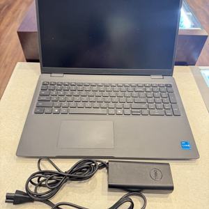 Dell Latitude 3550 Laptop 15" i3-1315U  256GB SSD  8GB RAM            LS(349261)