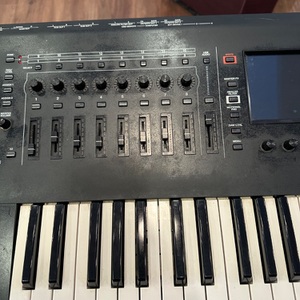 Roland Fantom 6 SPB-MS ID: 349310 Comes with soft case