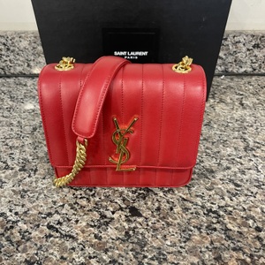 Saint Laurent Lambskin Matelesse Monogram Medium Vicky Chain Bag SPB-JB 349397