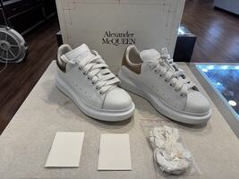 Alexander McQueen Larry Oversized Platform Trainers White Rose Gold    LS(34427)