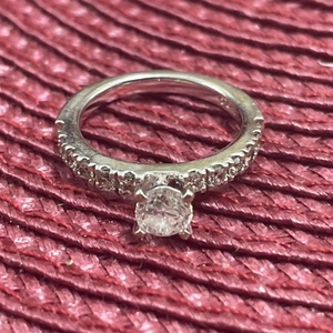 Diamond Ring - White Gold - Size 7 - 14K - PPSKN