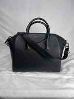 Givenchy Medium Antigona bag in Grained Leather SPB-JB 350522