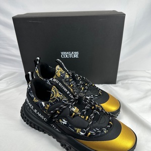 Versace Fondo Hyber Sneaks SZ 8.5 W/ Box SPB-MS 351281
