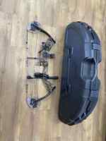 BowTech Diamond Archery Compound Bow Edge Max RH DW 70 Camouflage PPSDM