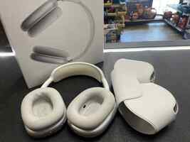 Apple AirPods Max Wireless Over-Ear Headphones Noise Cancellation 351815PPSDM