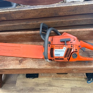 Husqvarna 350 2 stroke chainsaw 17" bar runs great.  PPS JDW