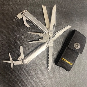 Leatherman Wave + Plus Multi-Tool Pliers Knives & Sheath PPSDM354214