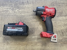 Milwaukee 2962-20 1/2" Friction Ring Impact Wrench w XC6.0 Battery