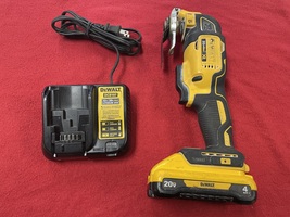 DeWalt Cordless Oscillating Multi-Tool - DCS355 w Battery & Charger - PPSKN