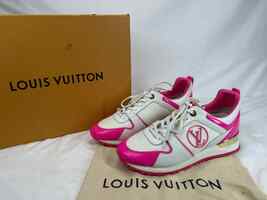 Louis Vuitton Run Away Sneaker Pink And White US Size 10 SPB-TS 356380